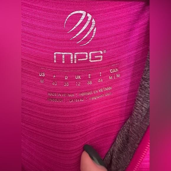 MPG Mondetta Pink Pullover Hoodie Ruffle Quarter Zip Thumb Holes - Picture 6 of 7